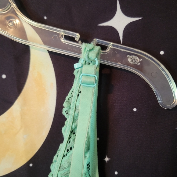 Cute Mint Lacey Green Bralette - Picture 5 of 6